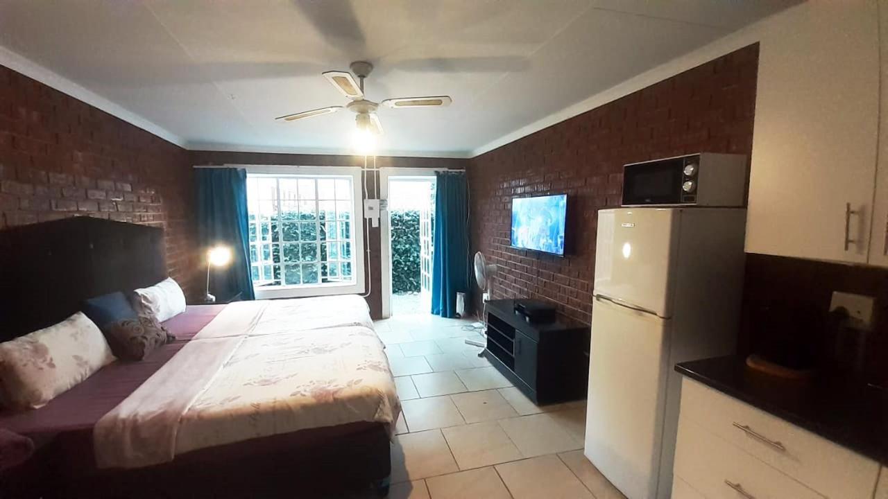 Cozy Hatfield Condo Pretoria-Noord Esterno foto