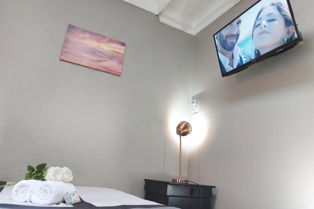 Cozy Hatfield Condo Pretoria-Noord Esterno foto
